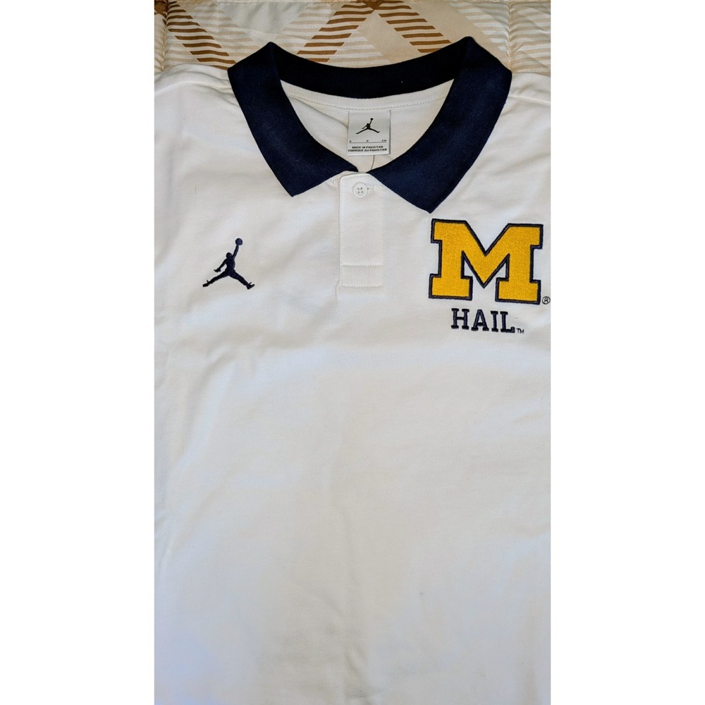 Jordan Men's White Michigan Wolverines Jersey Polo Shirt Small - Picture 3 of 3